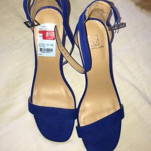 Material girl brand new royal blue velvet heels
